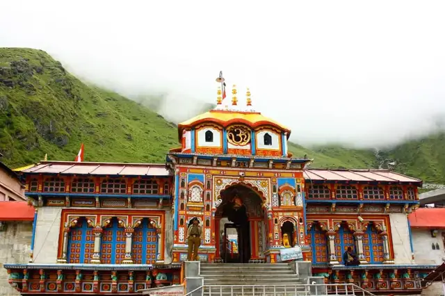 Chardham (8N/9D) · photo 2