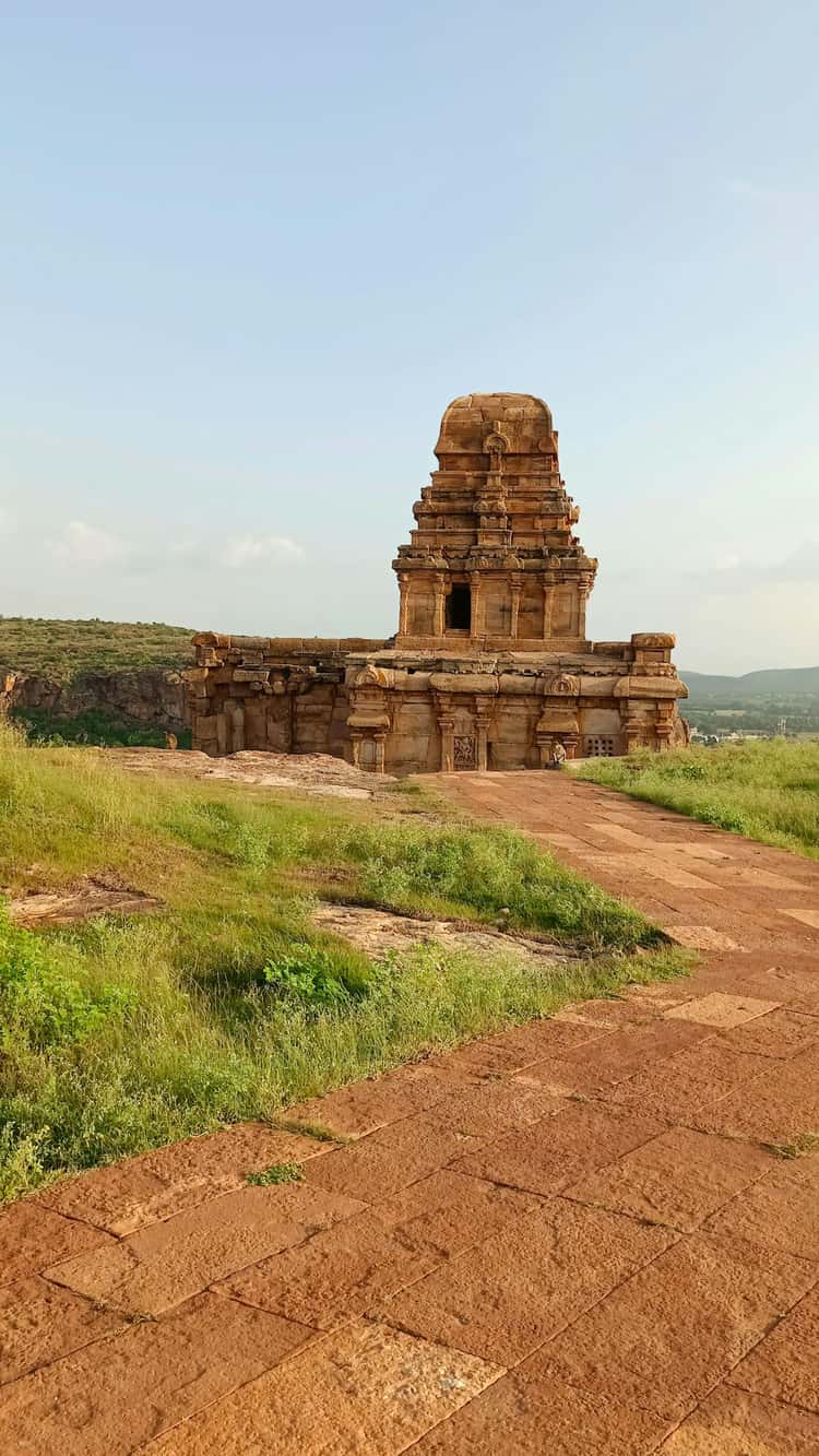 Hampi to Badami • sandstone and cave temples